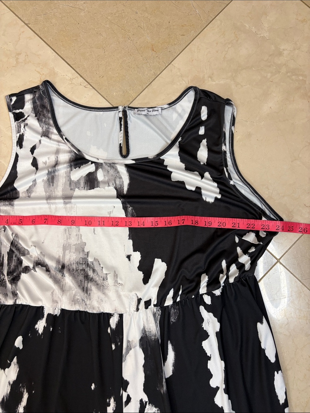 ⭐️ Beyond This Plane - Sleeveless Black & White Tie-Dye Cropped Jumpsuit- 4XL - Picture 7 of 12